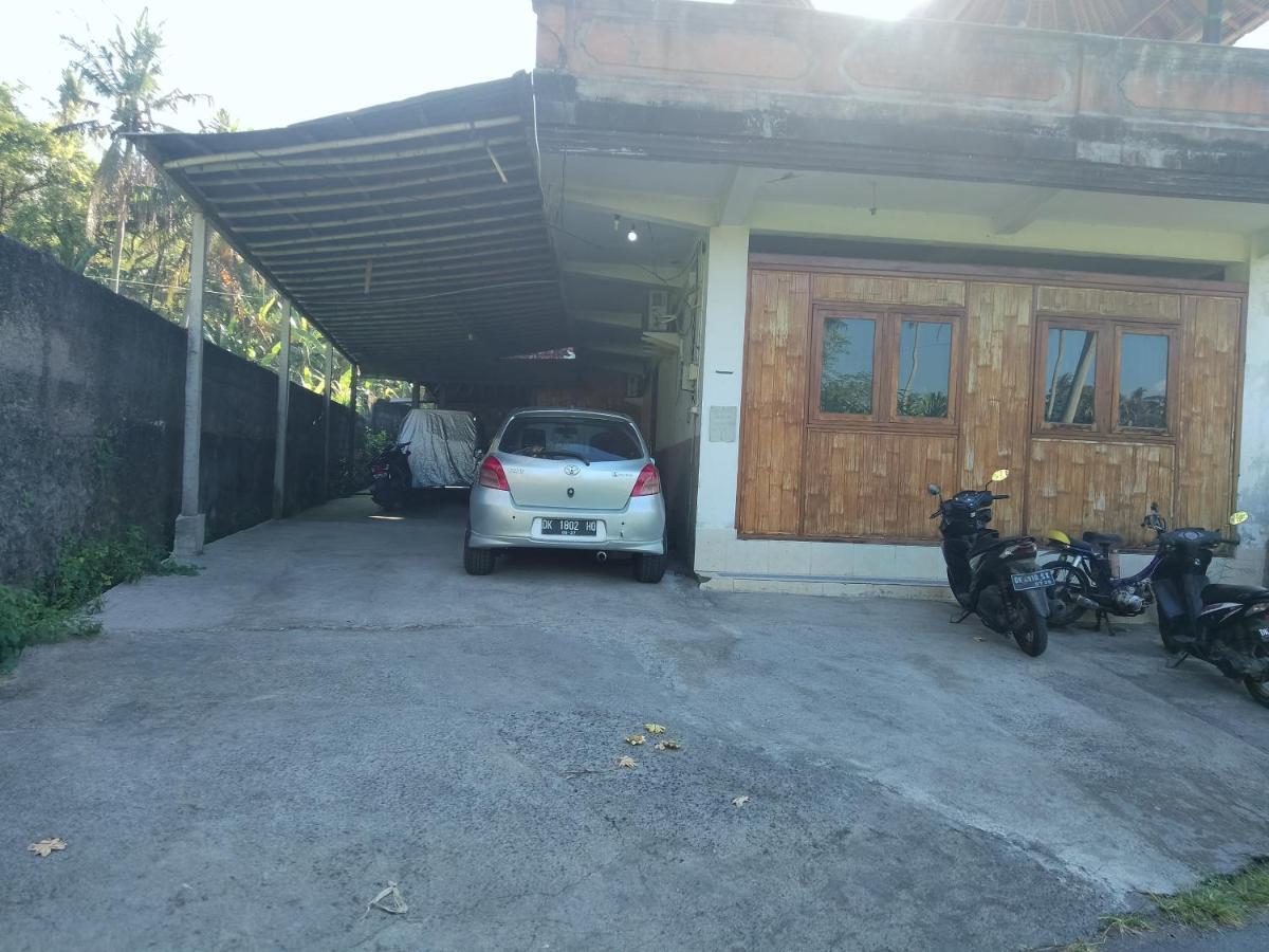 Pondok Diana Yuki Jasri Exterior foto